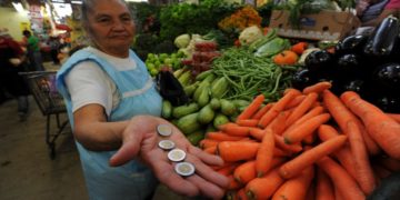 Salario mínimo debe ser de 133 pesos en 2020