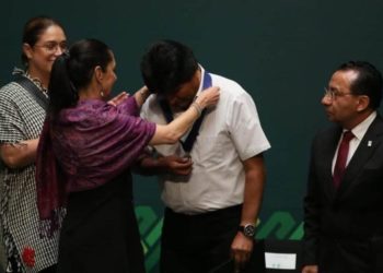 Sheinbaum nombra a Evo Morales huésped distinguido