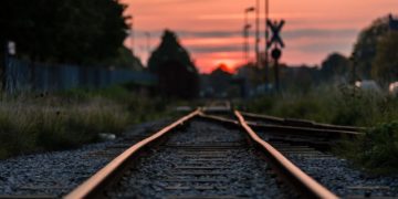AMLO dice que la consulta sobre Tren Maya es para no dejar obra a medias