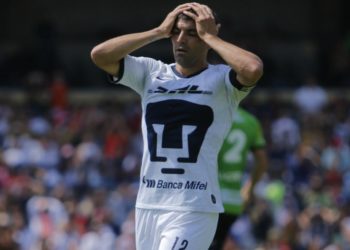 Víctor Malcorra es abucheado por la afición de Pumas