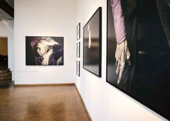 Libros desbordados, de la fotógrafa Lorena Velázquez