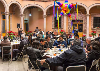 UASLP ofrece desayuno navideño a medios de comunicación