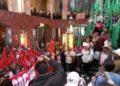Irrumpieron en Bellas Artes “O la quitan o vamos y la quemamos”