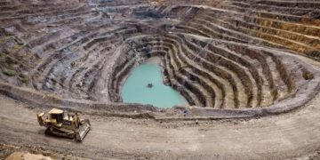 Calderón otorgó territorio a mineras como nunca: AMLO