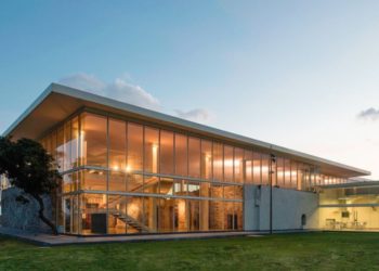 Roban sables y piezas históricas de Museo del INAH en Puebla
