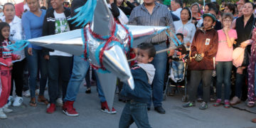 Promueven convivencia familiar con posadas navideñas
