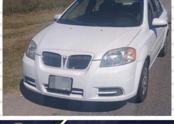 Detienen a conductor de vehículo robado