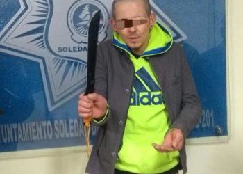 Con machete en mano es llevado a la Comandancia Municipal