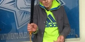 Con machete en mano es llevado a la Comandancia Municipal
