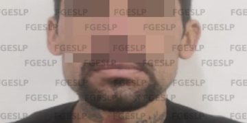Detienen a presunto responsable de golpear a su esposa con una manguera
