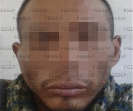 Aseguran a hombre que portaba arma prohibida en SLP