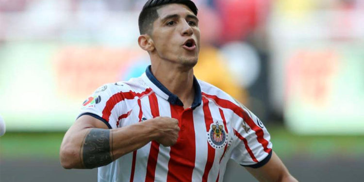 Alan Pulido se despide de a las Chivas con emotiva carta