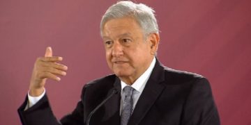 AMLO celebró que empresas empiecen a devolver dinero al SAT