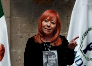 Lujosa cena navideña de la CNDH costó millones