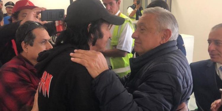 #Video “Quiero ver al Presidente” el encuentro entre AMLO y Cepillín