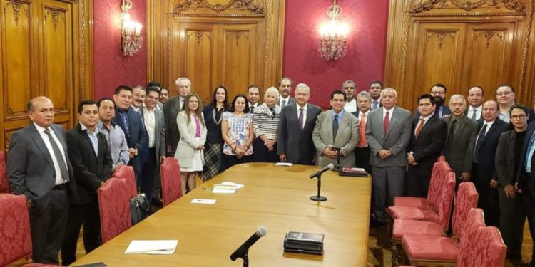 Morena busca eliminar separación Estado-Iglesia