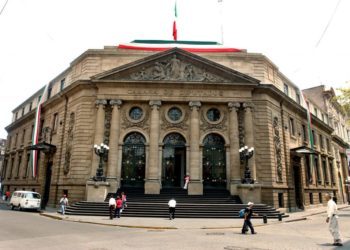 Diputados dejan por vacaciones más de 1,600 iniciativas