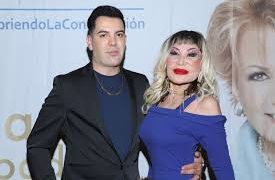 Lyn May se casa por octava ocasión con empresario 30 años menor