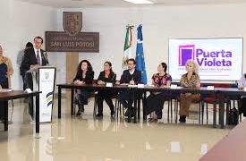 Más de 10 mujeres se han acercado a Puerta Violeta