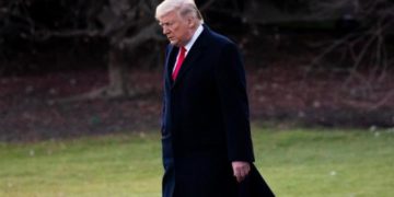 Buscan apoyo demócrata para absolver a Trump