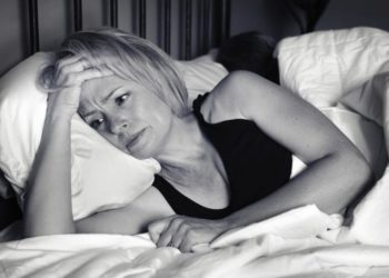 La relación entre no dormir lo suficiente y la fibrosis pulmonar