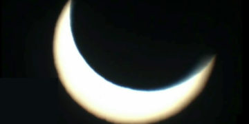 El año 2019 se despide con un impresionante eclipse solar