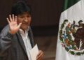 Evo Morales sale de México rumbo a Cuba