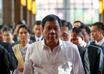 Prohíben a senadores de Estados Unidos la entrada a Filipinas