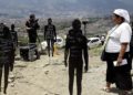 Colombia abre  fosa común de desaparecidos con más de 300 cuerpos enterrados
