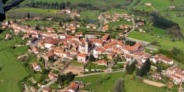 Una localidad francesa prohíbe morir en fin de semana y días festivos