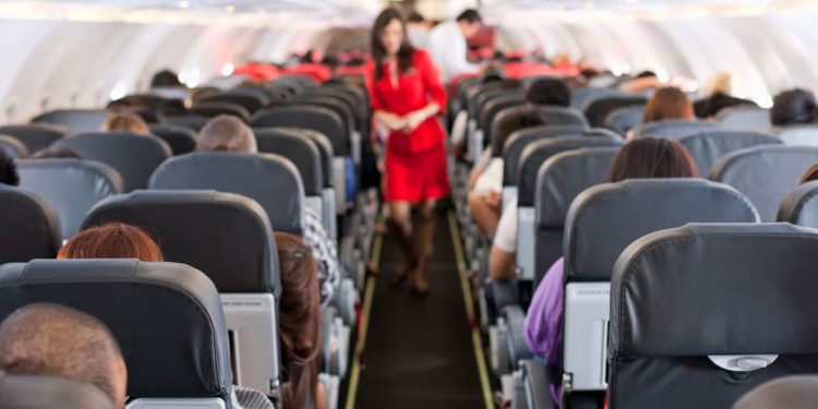 “Quiero salir de aquí”, Pasajero entró en pánico en pleno vuelo
