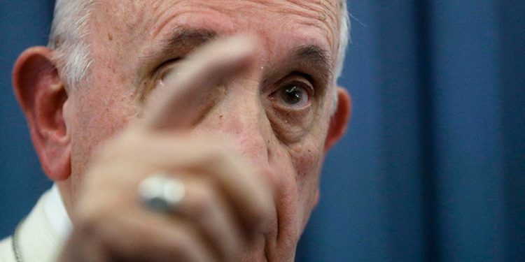 Papa Francisco elimina secreto pontificio en casos de pederastia
