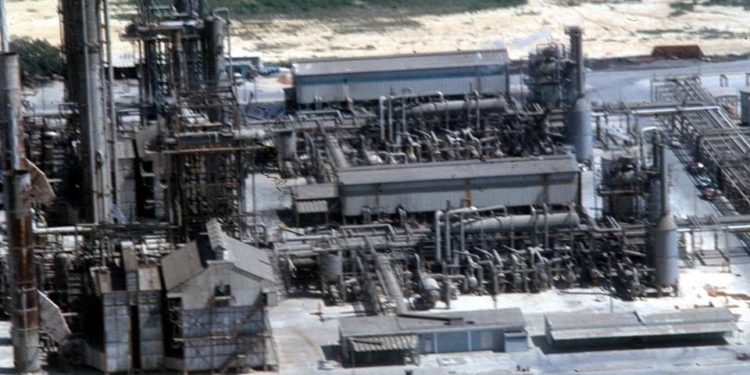 Pemex desembolsará 551 mdd en el campo May