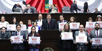 Hay que seguir insistiendo: AMLO acerca de reducción a partidos políticos