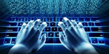 Hallan una forma de crear una computadora que funcionará a la velocidad de luz