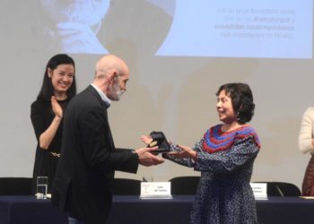 Luis de Tavira recibe la Medalla Bellas Artes