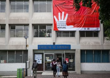 Profesoras y alumnas contra la violencia de género en la UNAM