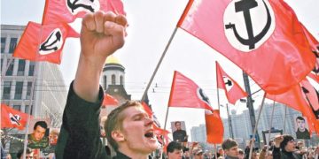 Revivir la URSS, misión de adeptos a la “patria socialista”