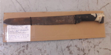 Lo detienen en Los Magueyes por amenazar a transeúntes con machete