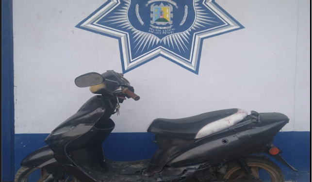 Sujeto en moto es detenido por portación de arma de fuego