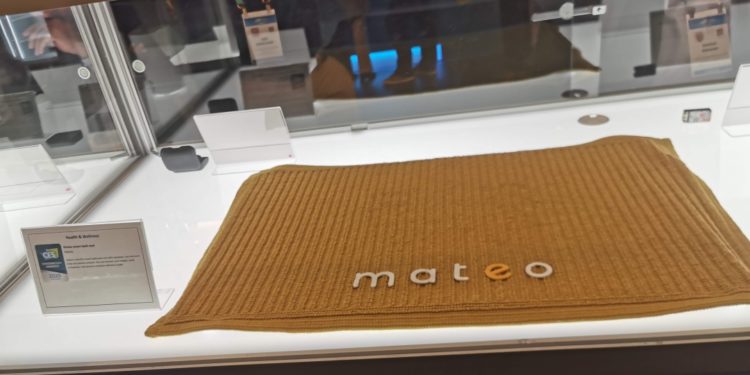 Mateo, la alfombra de baño que monitorea el peso y postura de tu cuerpo