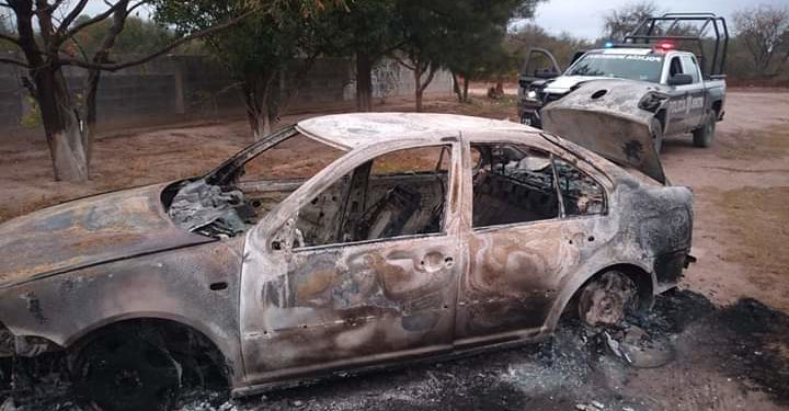 Amenazan al medio informativo ‘La Roja’, roban y queman carro de colaborador