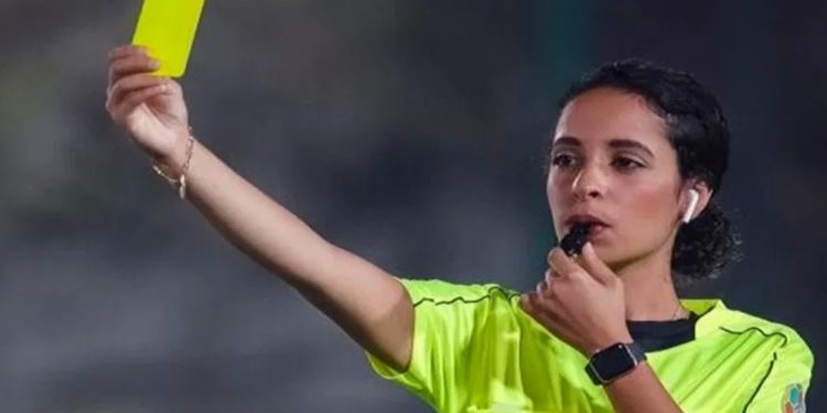 Sham AlGhamdi,  primera mujer árbitro en Arabia
