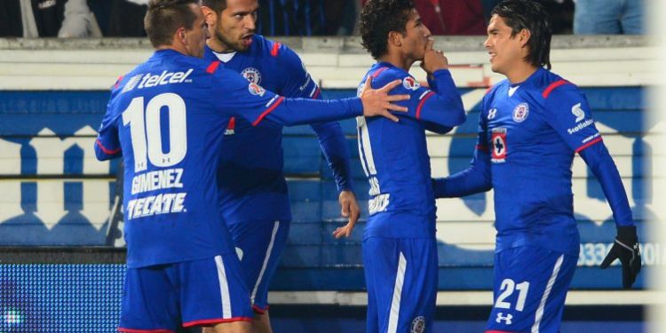 Cruz Azul busca un 10
