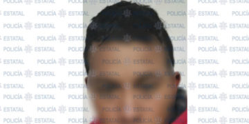Detienen a dos hombres por robo a tienda de abarrotes
