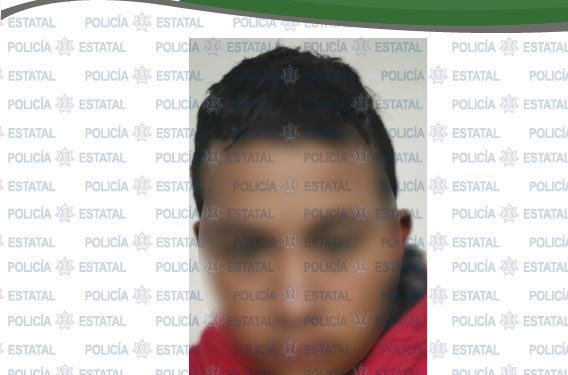 Detienen a dos hombres por robo a tienda de abarrotes