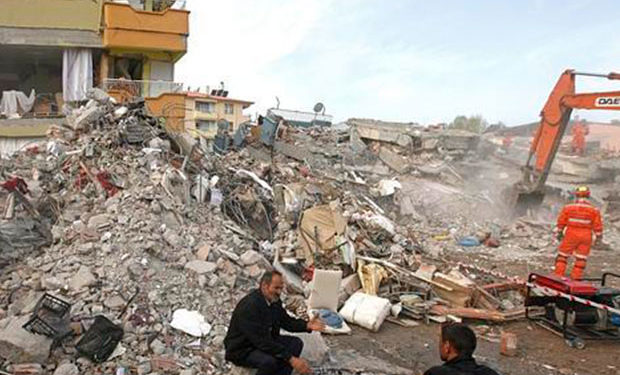 Sismo de 6,8 en la escala de Richter sacude a Turquía