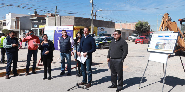 Inicia segunda etapa de rehabilitación a calle Camino Real a Saltillo