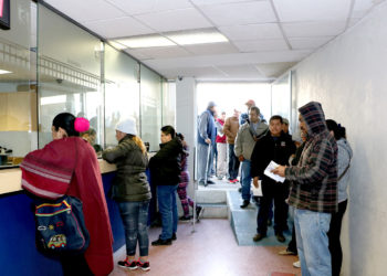 Alta afluencia de contribuyentes para pago del Predial