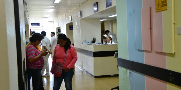 Insabi de Sinaloa cobra atención médica